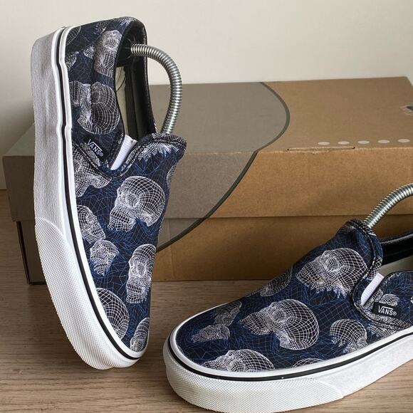 Vans Classic Slip-On Wireframe Skulls Dark Blue Sneakers 2021- SZ 5 M - 6.5 W main image 5